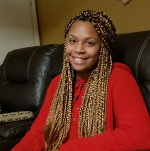 Meet your Posher, Joyce